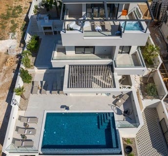 /international/hr/podstrana-split-dalmatia-county-310107917019/