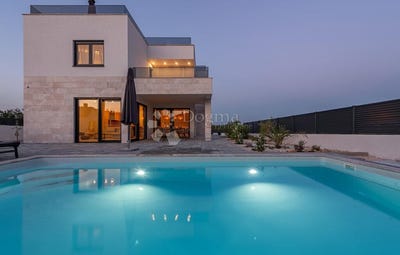 /international/hr/zadarska-zupanija-zadar-county-310108245830/