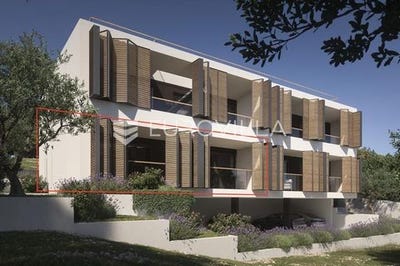 /international/hr/vodice-sibenska-ulica-310108704863/