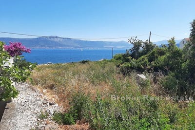 /international/hr/iovo-split-dalmatia-county-310107219327/