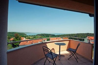 /international/hr/pula-istria-county-120090895984/
