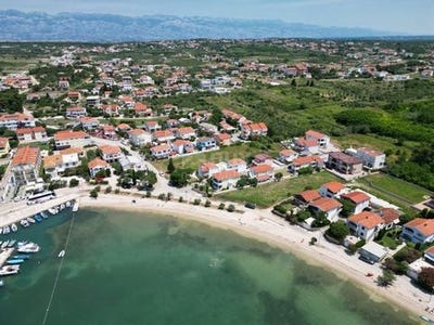 /international/hr/vrsi-split-dalmatia-county-120091386993/