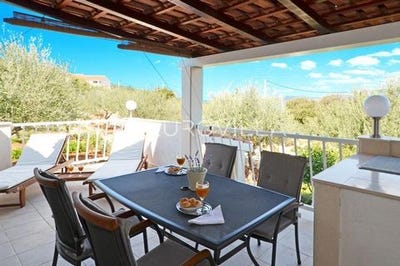 /international/hr/trogir-split-dalmatia-county-120089965183/