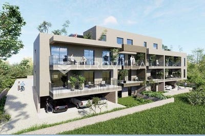 /international/hr/trogir-split-dalmatia-county-310101386620/