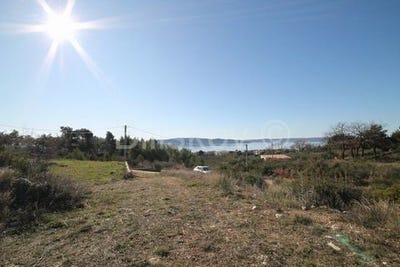 /international/hr/kastel-luksic-split-dalmatia-county-310107978343/
