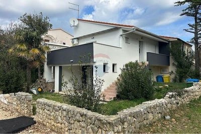 /international/hr/novalja-lika-senj-county-310105898276/