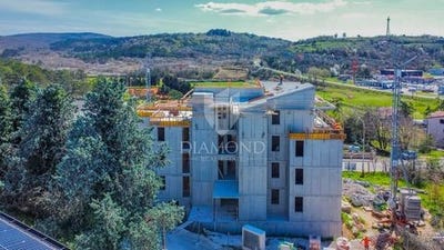 /international/hr/buje-istria-county-120095669491/