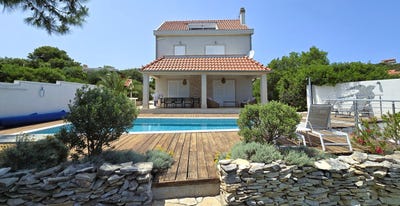 /international/hr/rukavac-split-dalmatia-county-310109018713/