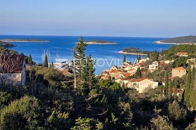 /international/hr/brac-split-dalmatia-county-120098605348/