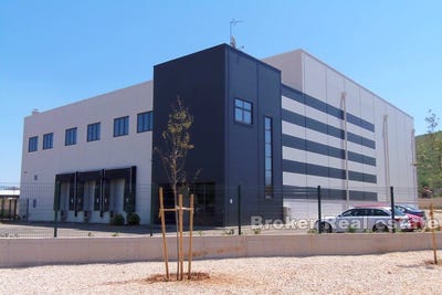 /international/hr/dugopolje-split-dalmatia-county-310107219505/