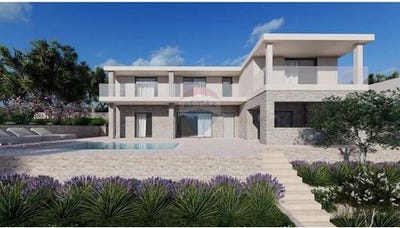 /international/hr/novalja-lika-senj-county-310103689621/