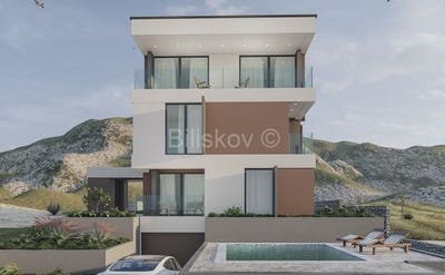 /international/hr/kastel-luksic-split-dalmatia-county-310106631766/