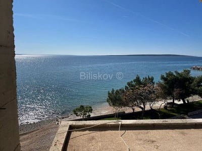 /international/hr/novalja-lika-senj-county-310106631688/