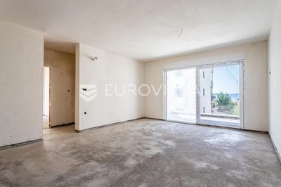 /international/hr/split-split-dalmatia-county-310105946952/