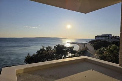 /international/hr/pag-lika-senj-county-310108404942/