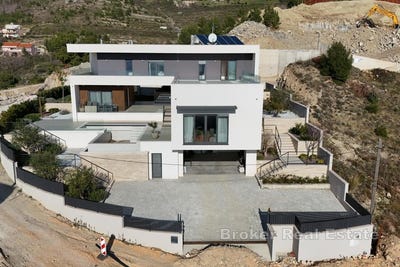 /international/hr/split-split-dalmatia-county-310107219761/