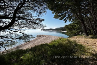 /international/hr/makarska-split-dalmatia-county-310107625449/