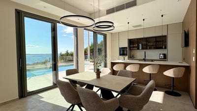 /international/hr/splitsko-dalmatinska-zupanija-split-dalmatia-county-310106063892/