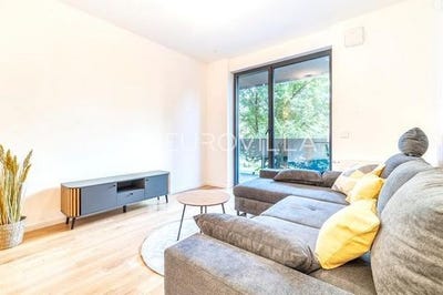 /international/hr/zagreb-zagreb-310108530878/