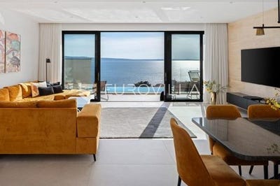 /international/hr/split-split-dalmatia-county-310104805792/