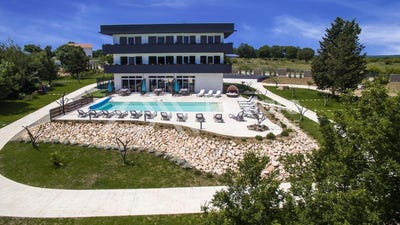 /international/hr/nin-zadar-county-310096039429/