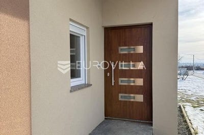 /international/hr/slavonski-brod-brod-posavina-county-310105028219/