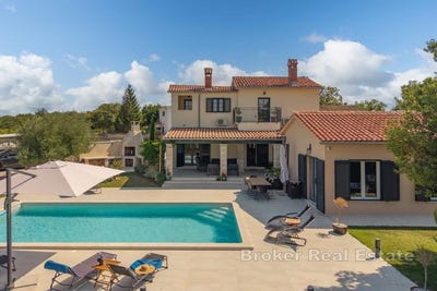 /international/hr/labin-split-dalmatia-county-310107219582/