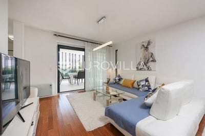 /international/hr/zadar-zadar-county-310106779317/