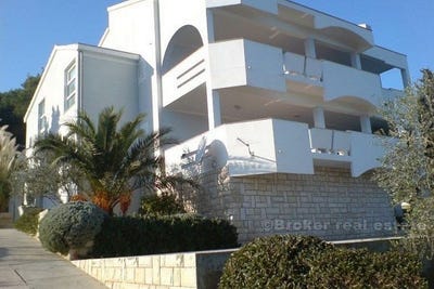 /international/hr/ugljan-zadar-county-310107218761/
