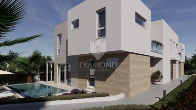 /international/hr/medulin-istria-county-310106877924/