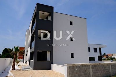 /international/hr/vrsi-split-dalmatia-county-120097562523/