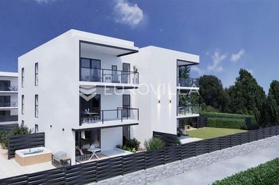 /international/hr/vodnjan-istria-county-310108731995/