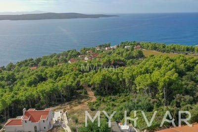 /international/hr/stari-grad-split-dalmatia-county-120092199742/