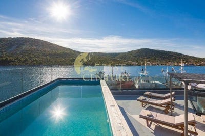 /international/hr/marina-split-dalmatia-county-120091817882/