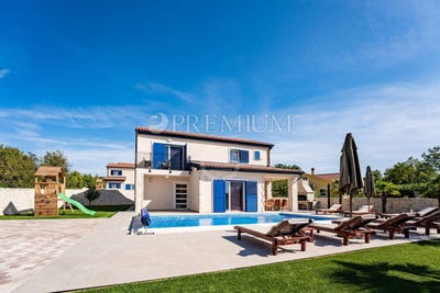 /international/hr/dobrinj-primorje-gorski-kotar-county-310099344691/