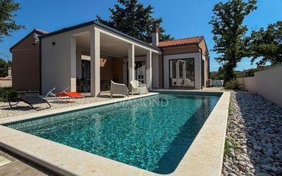 /international/hr/svetvincenat-istria-county-310109049756/