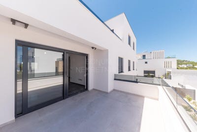/international/hr/murter-murter-sibenska-ulica-310099341505/