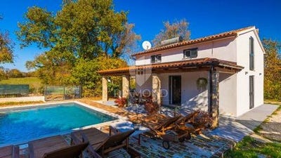 /international/hr/zminj-istria-county-310105762410/
