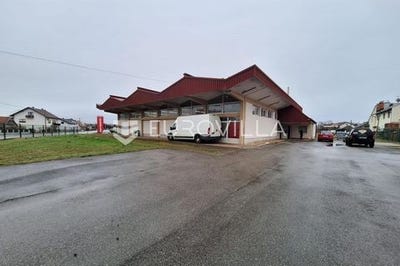 /international/hr/karlovac-karlovac-county-310105761913/