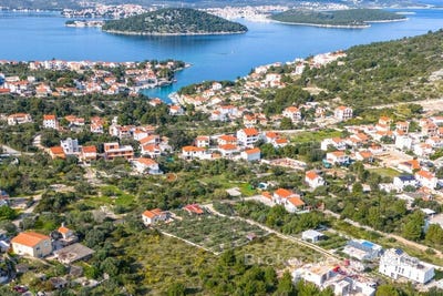 /international/hr/rogoznica-sibenska-ulica-310107219371/