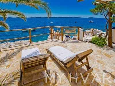 /international/hr/hvar-split-dalmatia-county-120092200945/