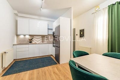 /international/hr/varazdin-varazdin-county-310105341450/