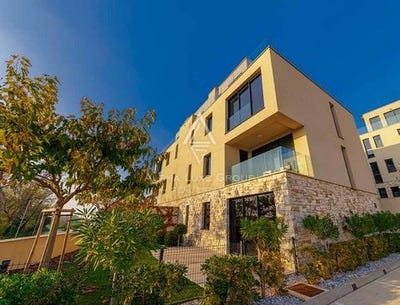 /international/hr/umag-istria-county-310108216689/