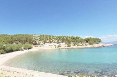 /international/hr/brac-split-dalmatia-county-120093017595/