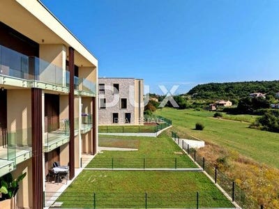 /international/hr/labin-istria-county-120075368261/