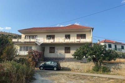 /international/hr/trogir-split-dalmatia-county-310103078786/
