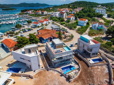 /international/hr/murter-murter-sibenska-ulica-310100136951/