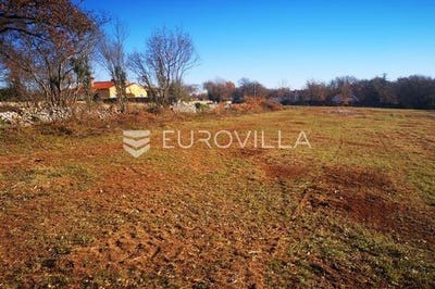 /international/hr/labin-istria-county-310105369638/