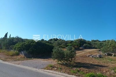 /international/hr/brac-split-dalmatia-county-120092192309/