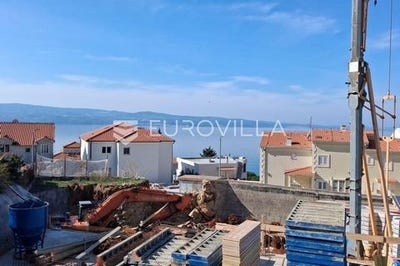 /international/hr/omis-split-dalmatia-county-310105898612/